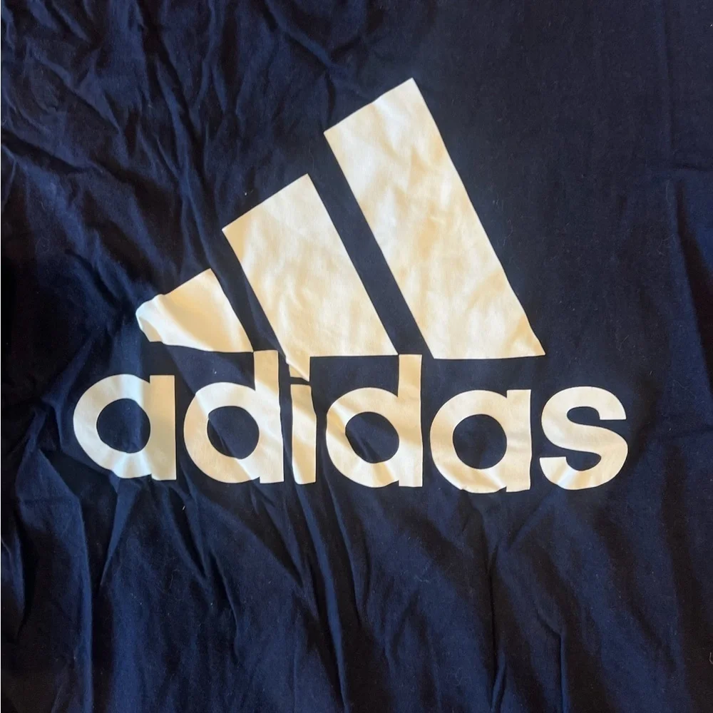 Adidas Navy Blue Short Sleeve Crewneck Graphic Logo Amplifier Tee Size Medium